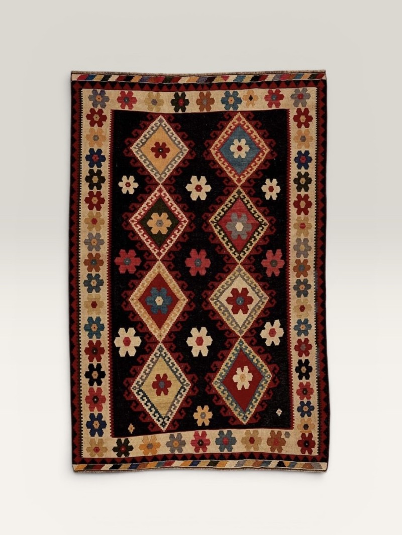 KILIM GACHEGAI